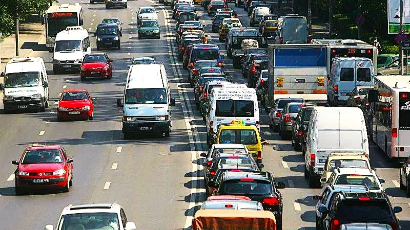 Se dublează impozitele pentru mașini și locuințe! Guvernul va taxa în funcție de vechime, poluare și valoarea proprietății