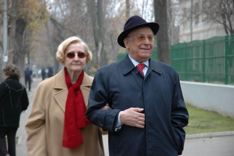 Noi detalii emoționante: Ce i-a cerut soția Nina lui Ion Iliescu înainte ca acesta să moară la Spitalul SRI