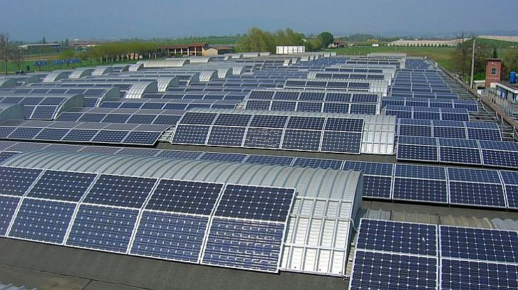 Proiectul privind construirea unei centrale fotovoltaice în Miroslava a intrat în linie dreaptă! Iată firmele care vor contractul de peste 4,3 milioane de lei
