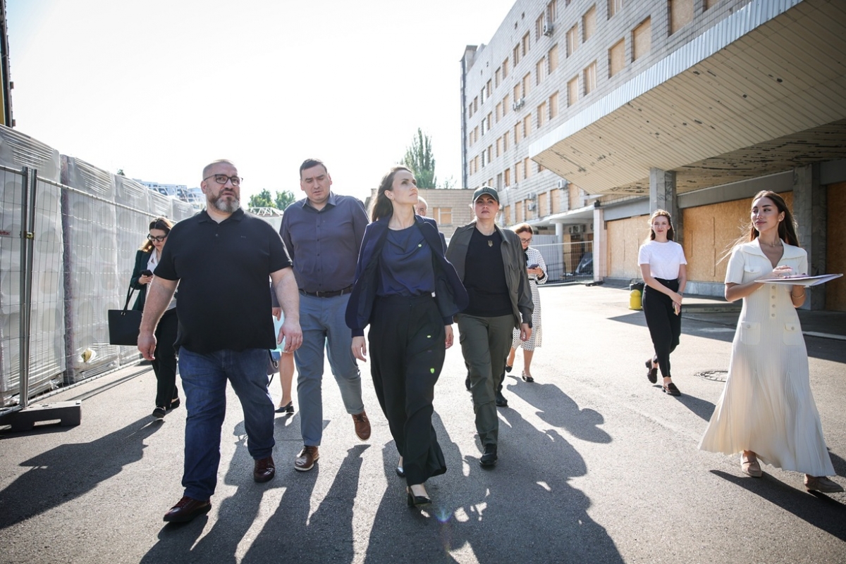 Zi de doliu pentru România. Zi de PR pentru Guvern! Ce căuta Oana Țoiu la Kiev