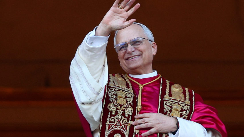 Papa Leon le cere catolicilor, dar şi credincioşilor altor religii să ţină vineri, 22 august, o zi de post şi rugăciune pentru pace