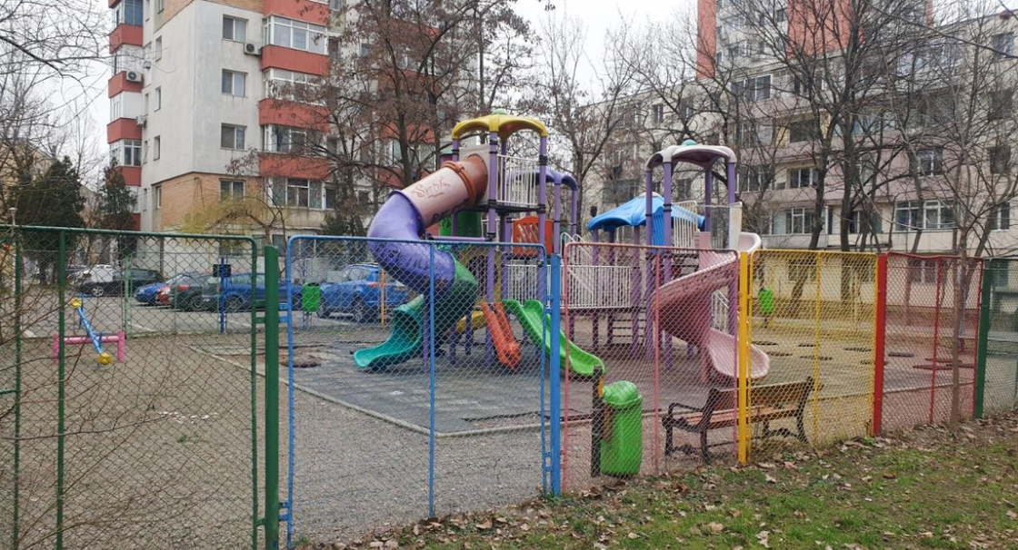 Parcurile de joacă pentru copii intră în reparații! Primăria Iași a anunțat care sunt locațiile unde se vor executa lucrările