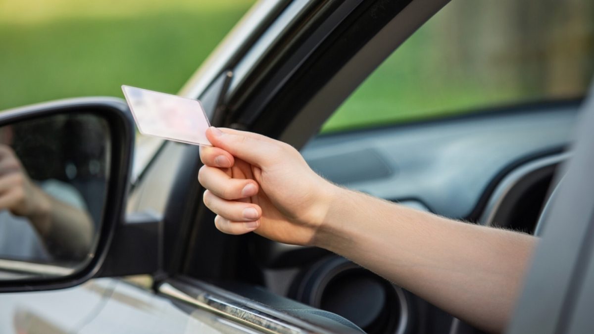 Permis de conducere provizoriu pentru 2 ani! Cine va fi monitorizat la volan!