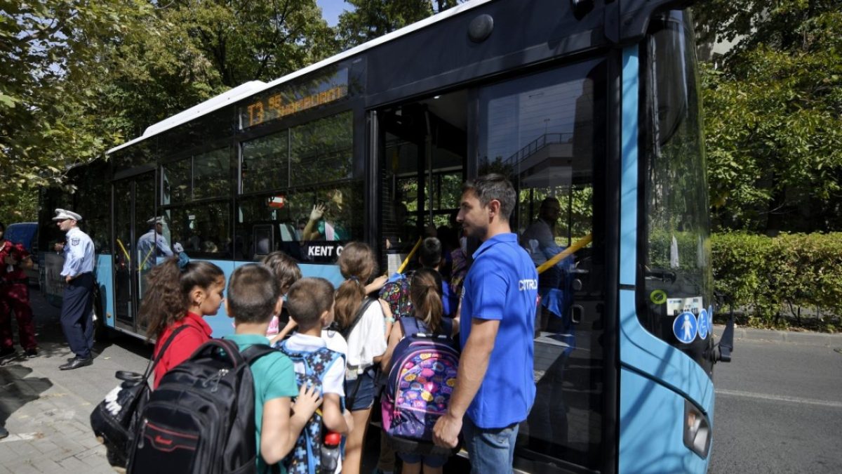 Transportul gratuit pentru elevi, dispare! Cine mai beneficiază și în ce condiții