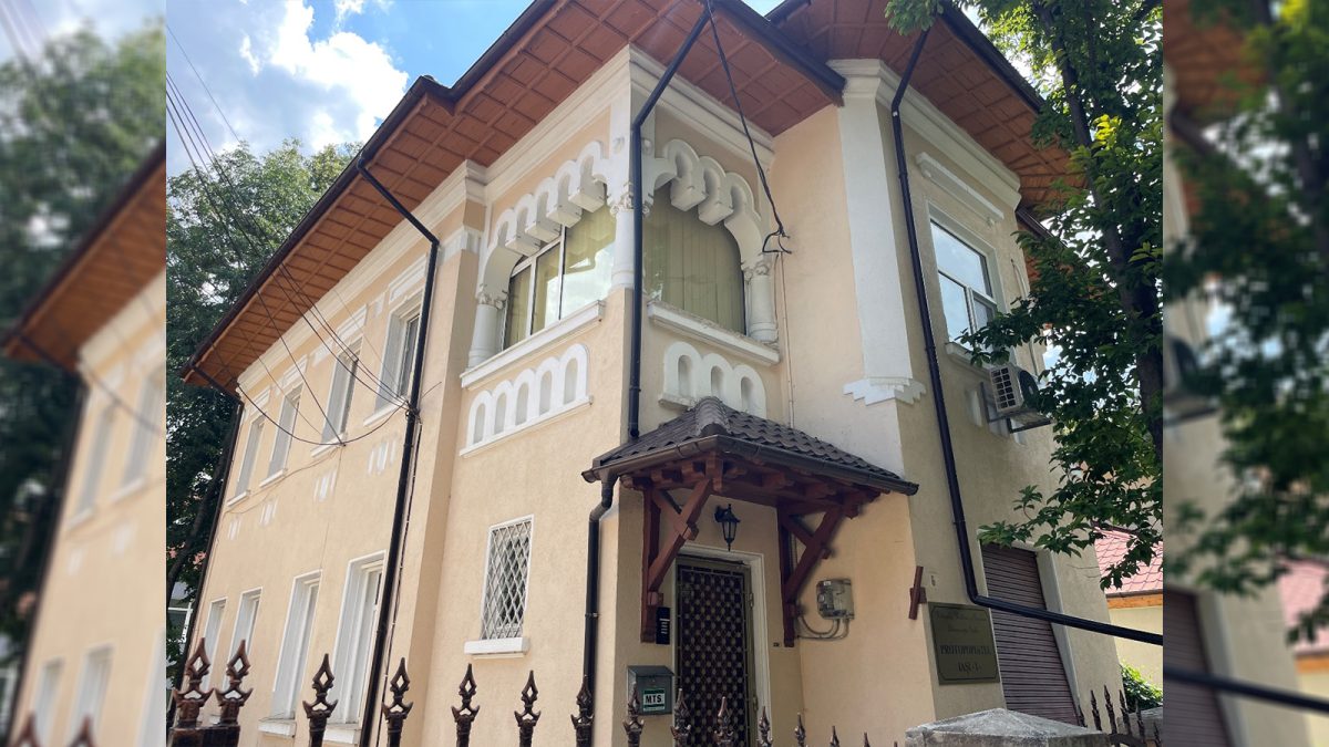 În această vilă din Copou a locuit Ion Iliescu în perioada cât a fost prim-secretar la Iași! Iată cine a ajuns acum să dețină imobilul