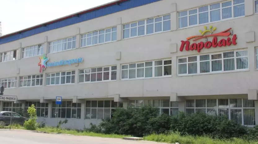 Brandul românesc Napolact, în centrul unei investigații oficiale după anunțul vânzării către cel mai bogat om din Ungaria