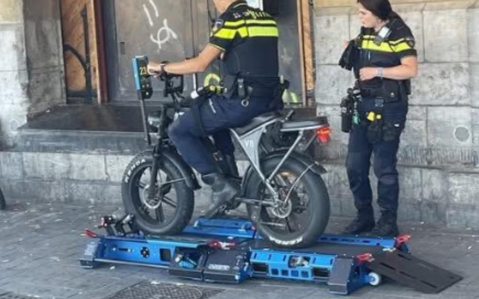 Radare speciale pentru trotinete și biciclete electrice! Europol cere implementare rapidă în România