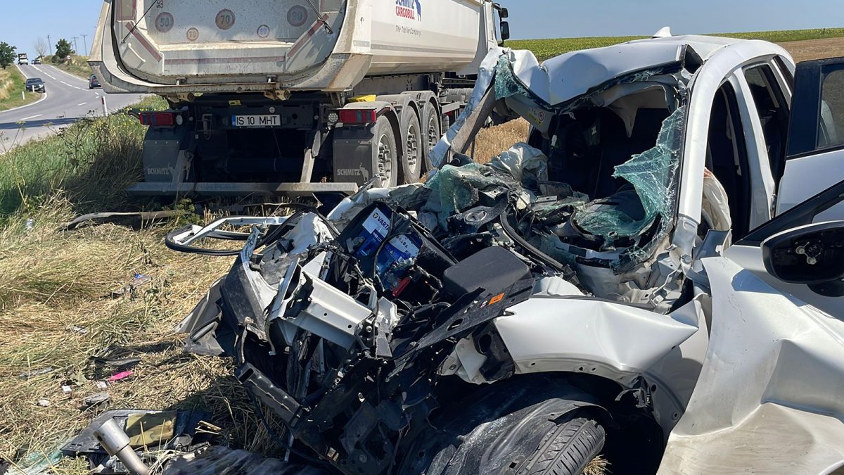 Cătălina Costea, mama rănită grav în accidentul de la Târgu Frumos, este, în continuare, internată la Spitalul „Sf. Spiridon” Iași! Neurologic, starea sa nu s-a îmbunătățit