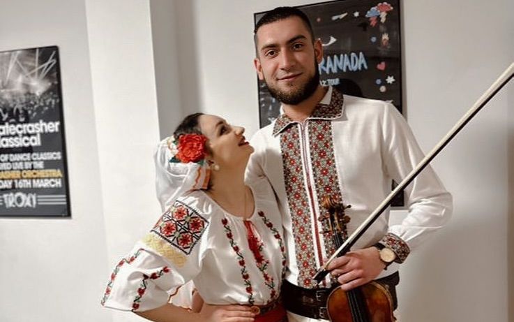 Cine este și cu ce se ocupă iubita lui Cristian Botgros. Fiul Adrianei Ochișanu a fost internat în stare gravă