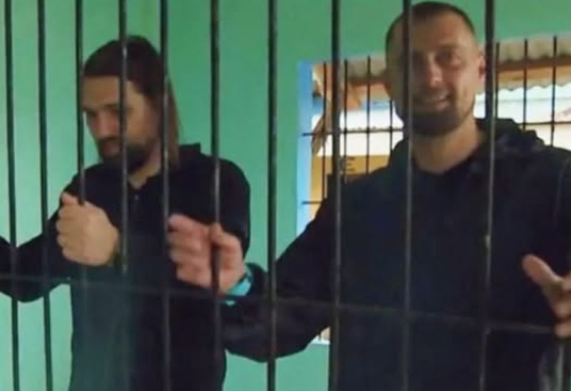 Dan Alexa şi Gabi Tamaş, luaţi cu duba poliţiei, în Filipine! Primele reacţii ale foștilor fotbaliști!
