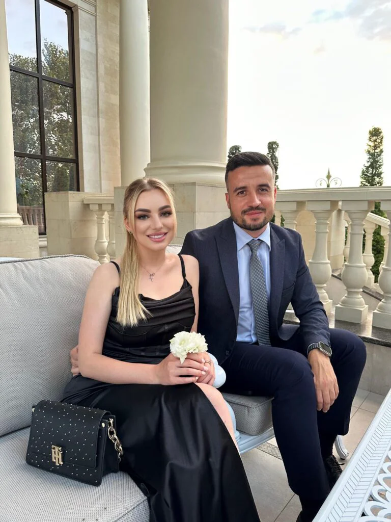 Nuntă la Guvern. Un secretar de stat s-a căsătorit cu o femeie de afaceri