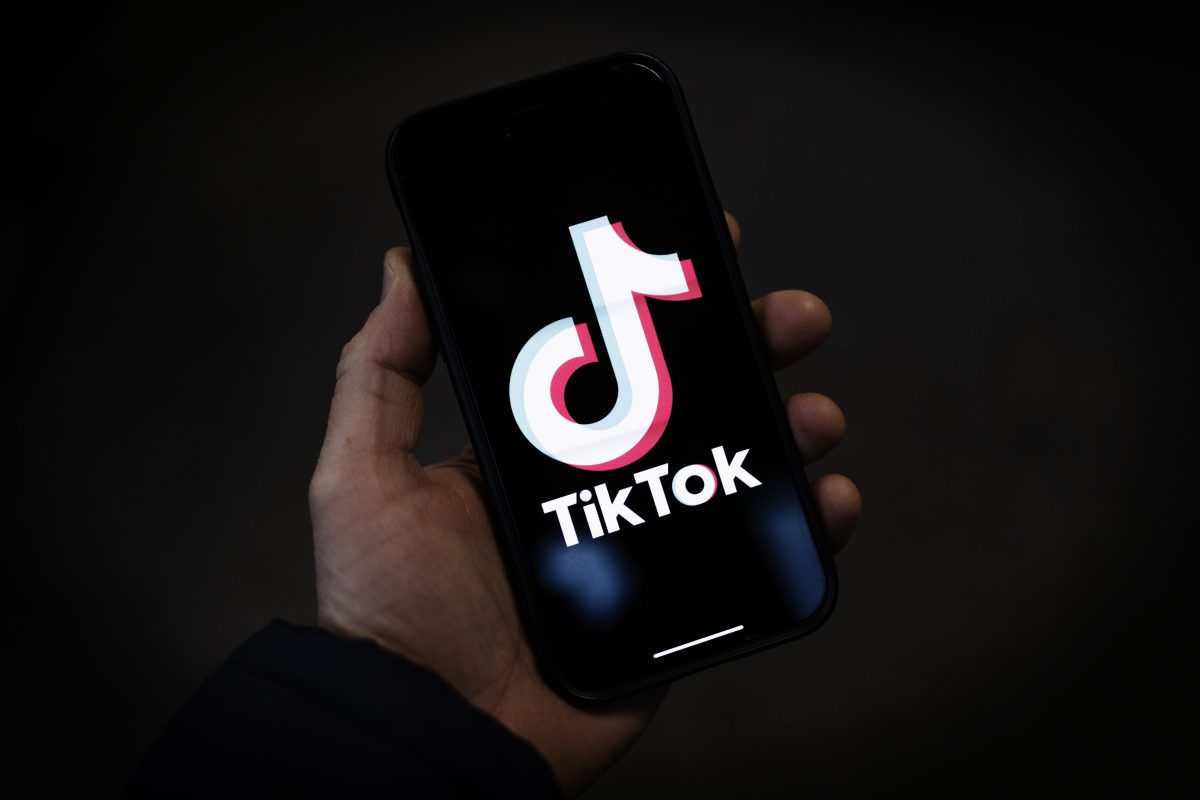 TikTok interzis acasă? Deputații propun reguli drastice și pedepse pentru părinți!