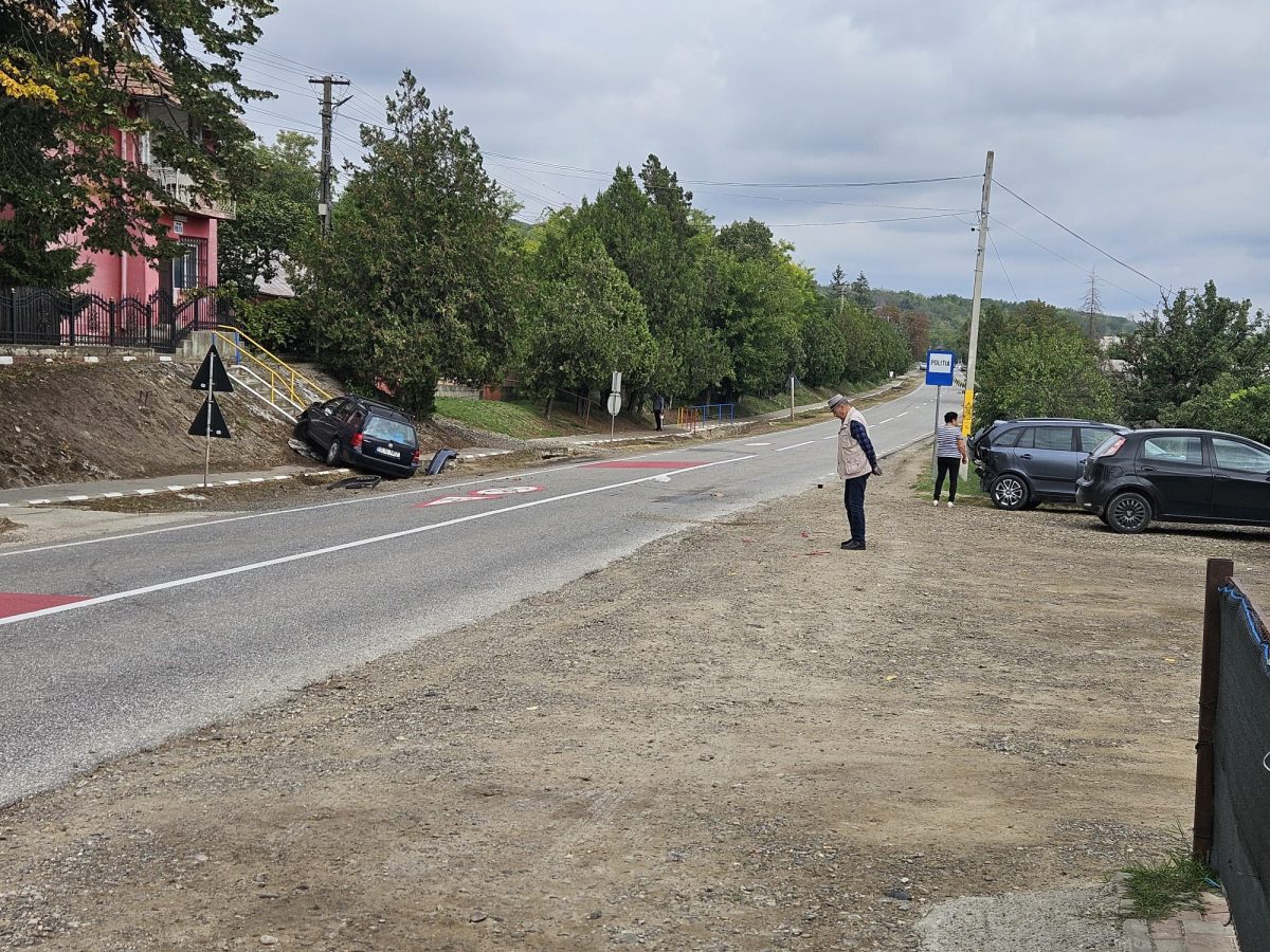 Accident rutier în localitatea Gorban. O mașina a ieșit de pe carosabil