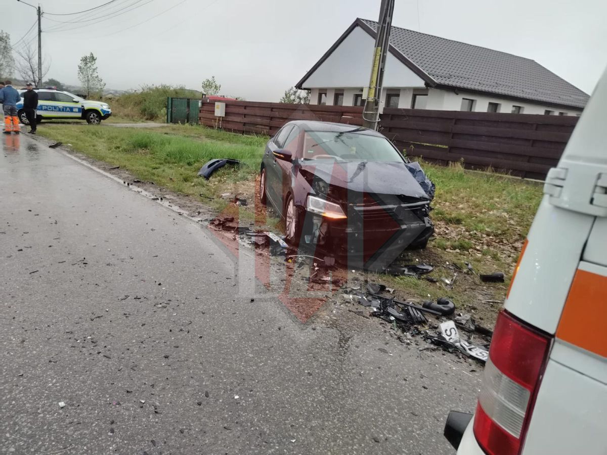 Accident rutier în Vorovești! Două mașini s-au izbit frontal