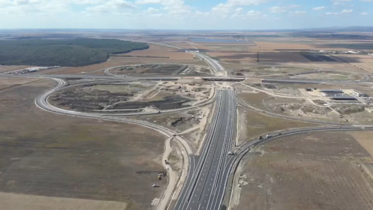Stadiu avansat pe Autostrada A7, lotul Pietroasele – Buzău! Lucrările au ajuns la 81% și trebuie finalizate până la finalul anului