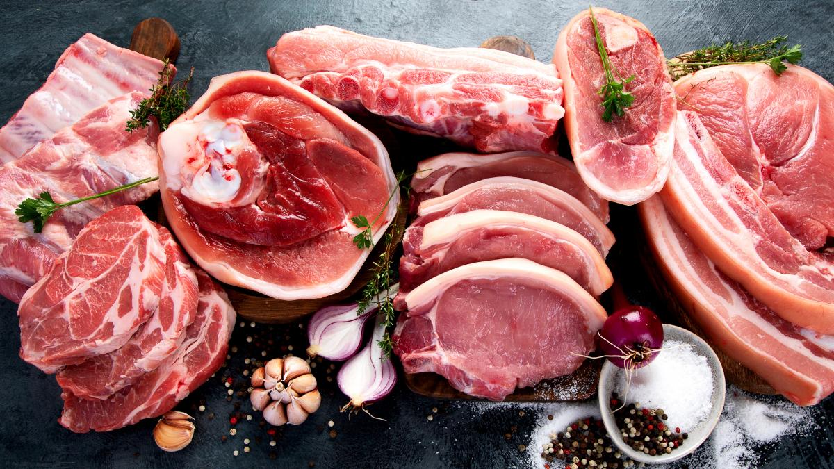 Producția de carne de porc din România crește cu 13% în primul semestru din 2025! Peste 3,26 milioane de porci au fost sacrificați