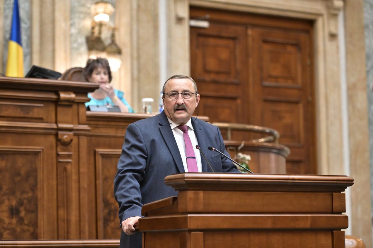 Prof. univ. dr. Dan Cașcaval, senator și rector TUIASI, critică tăierile bugetare și distrugerea șanselor din PNRR: „Avem nevoie de educație!”