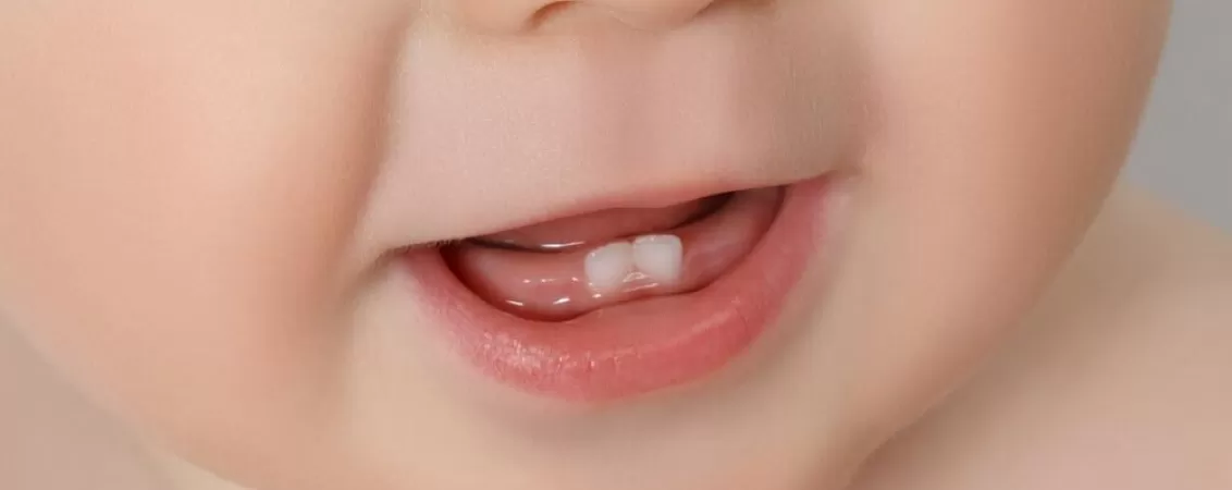 Erupția dentară la bebeluși – Iată tot ce trebuie să știi ca părinte despre această etapă