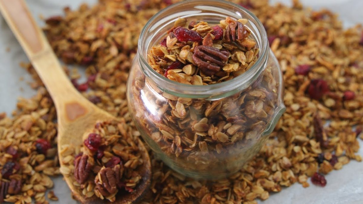 Granola fără zahăr – Rețetă sănătoasă și delicioasă pentru energie pe tot parcursul zilei