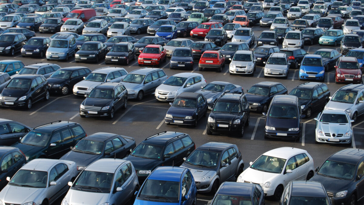 Schimbări majore pentru șoferi, de la 1 ianuarie 2026! Au fost adoptate noi reglementări pentru impozitul auto