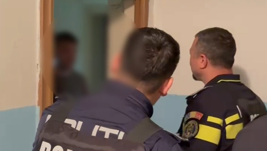 Suspiciuni privind domicilii false în Iași! Zeci de persoane verificate de Poliție
