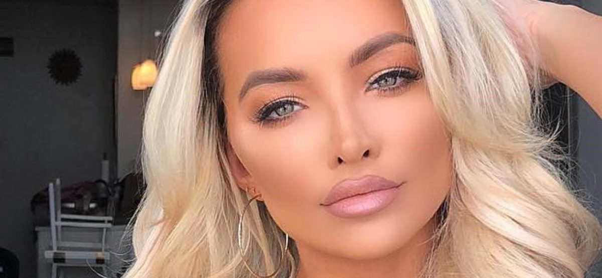 Lindsey Pelas, în bikini! Poze incendiare care cuceresc Instagramul