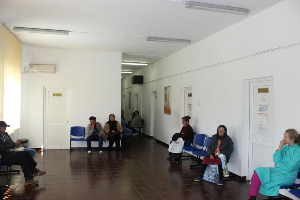 Hoțul care a pătruns într-un spital din Iași și a furat geanta unei paciente nu a fost încă identificat! Polițiștii continuă cercetările