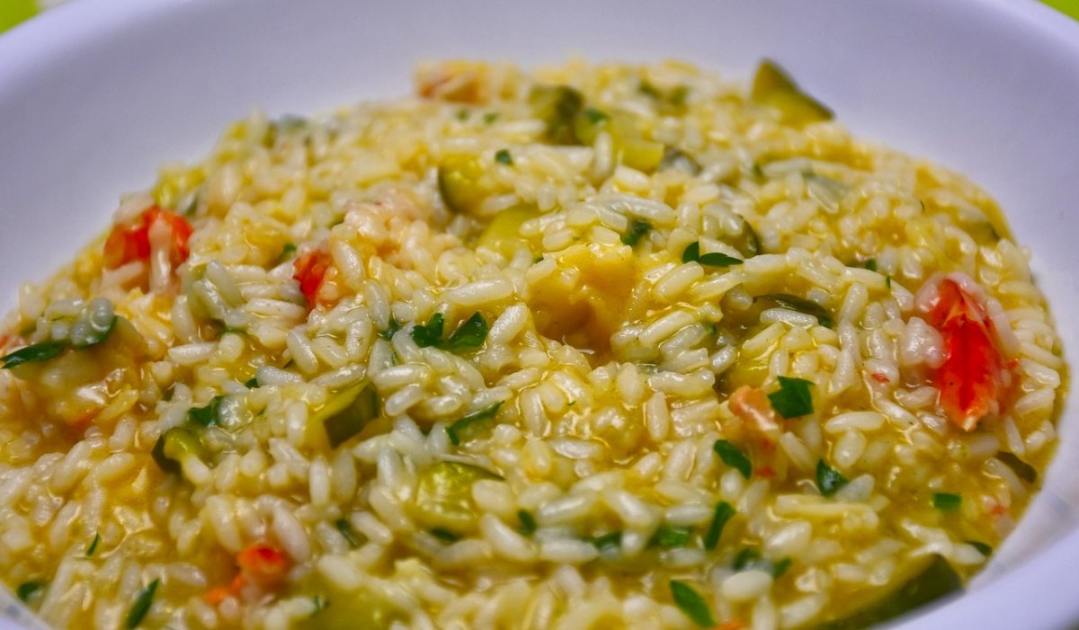 Risotto cu legume – Rețeta pentru un preparat cremos, cu adevărat delicios