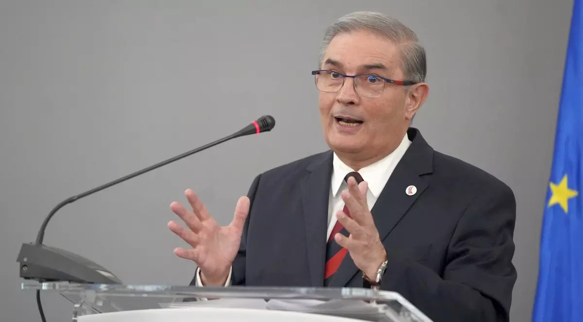 România spre anticipatele prezidențiale și parlamentare? Fostul șef SIE Silviu Predoiu lansează atacuri dure la vârful politicii
