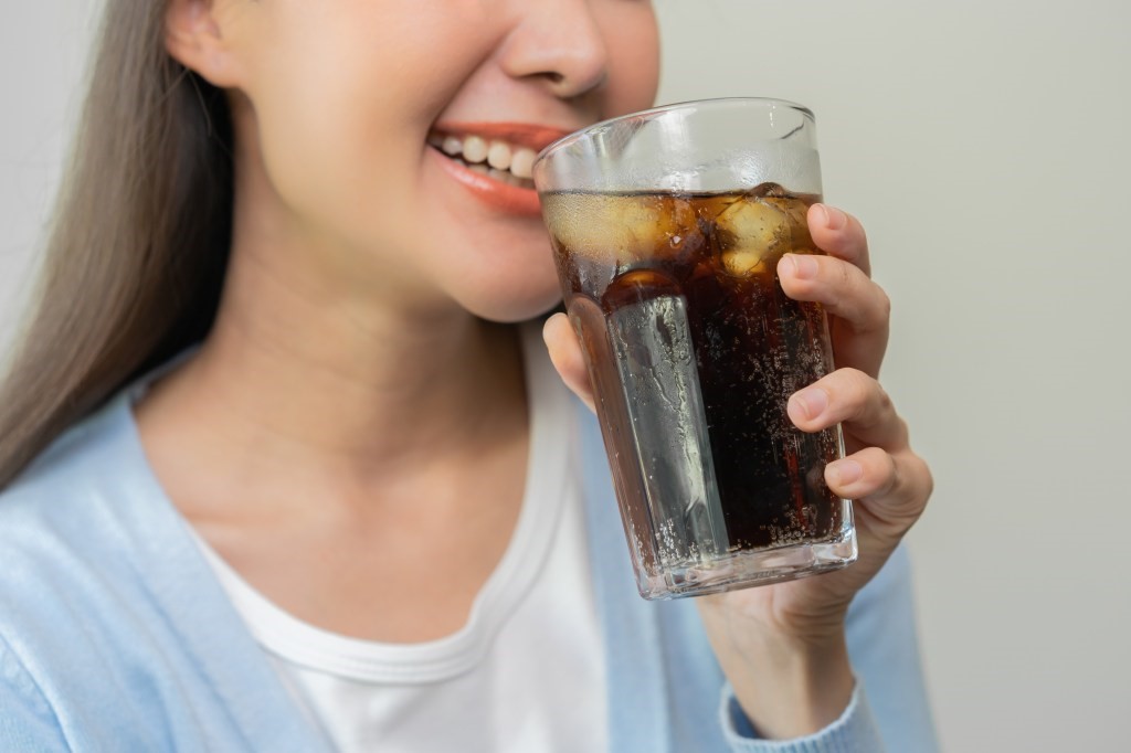Ce poate face o singură doză zilnică de băutură carbogazoasă dietetică. Studiul care îngrijorează grav medicii