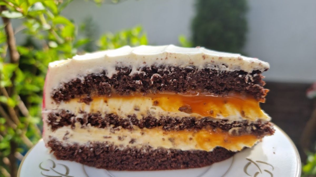 Tort cu caramel și mascarpone – Rețetă simplă și delicioasă, ideală pentru momentele speciale