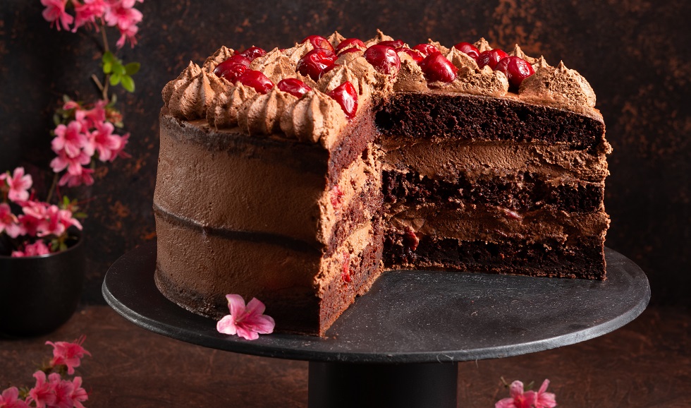 Tort de ciocolată cu vișine – Rețetă ușoară și delicioasă, ideală pentru ocaziile speciale