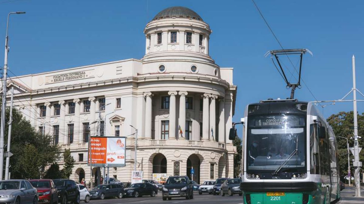 Atenție, ieșeni! Mai multe trasee de autobuz și tramvai din centrul orașului vor fi deviate pentru 3 zile