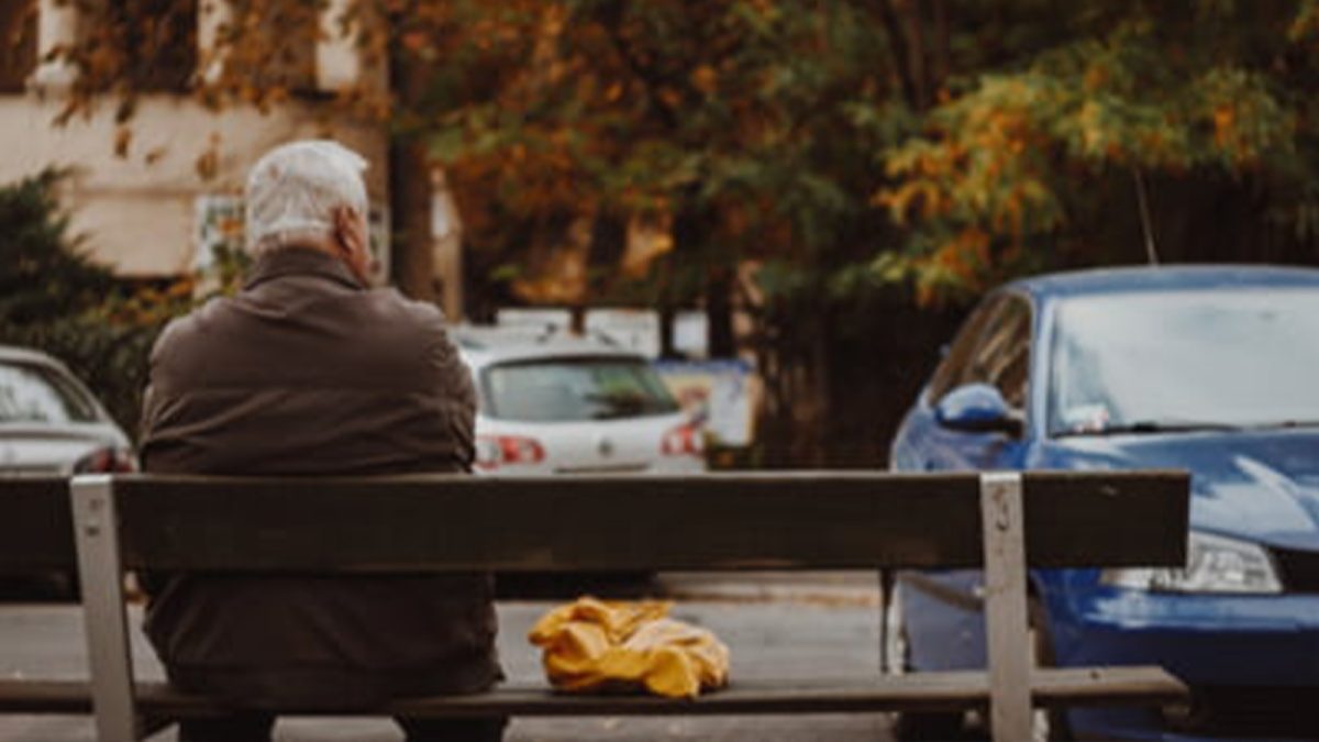 Ce venituri încasează lunar un profesor din Iași, care a muncit 45 de ani și a ieșit la pensie