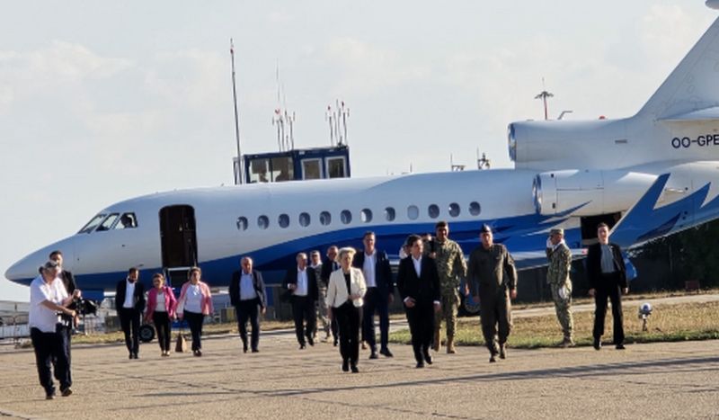 Ursula von der Leyen s-a plimbat cu un avion privat de peste 50 de milioane de euro! A cheltuit peste 400.000 de euro, din banii noștri!