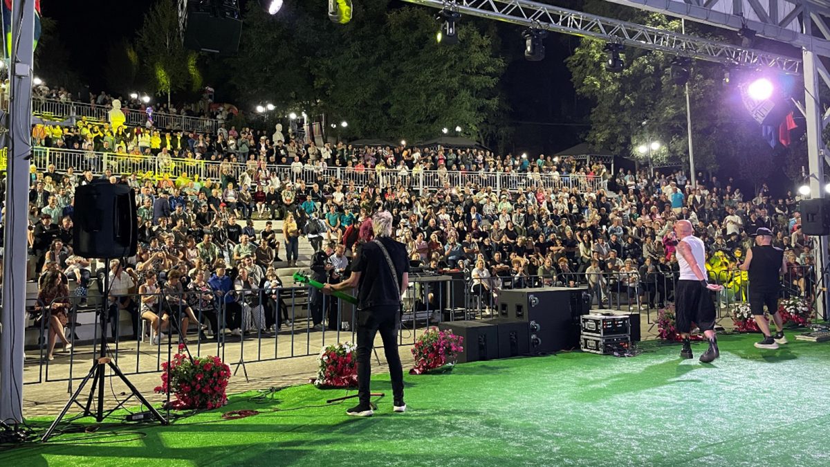 Momente inedite la Tomești! Sute de oameni au sărbătorit zilele comunei