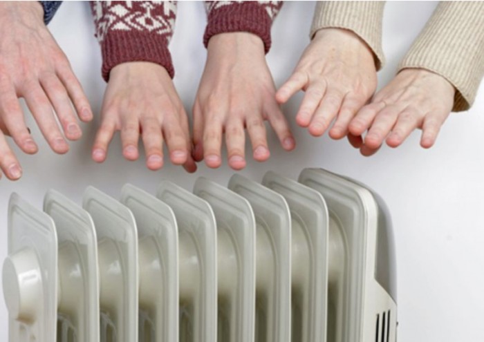 Căldură în casă fără facturi uriașe! Așa păstrezi temperatura în casă și banii în portofel