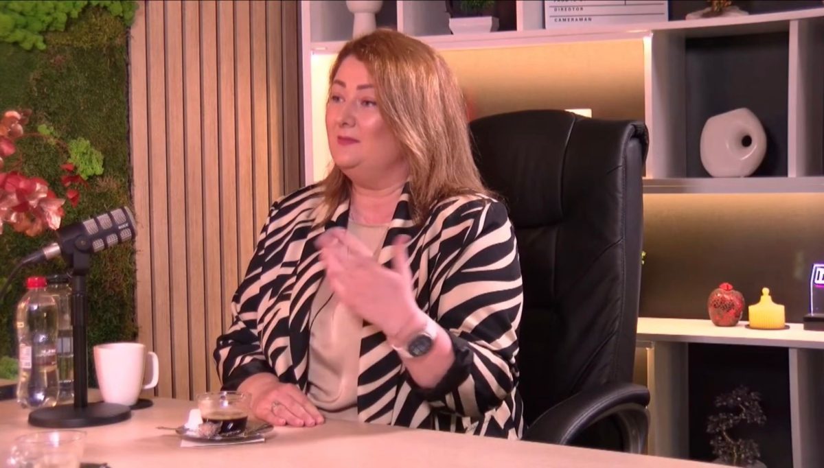 Trainer și beauty expert, Alina Vatavu: „Un specialist de valoare nu ia niciodată în considerare doleanțele clientului. Datoria noastră e să informăm”