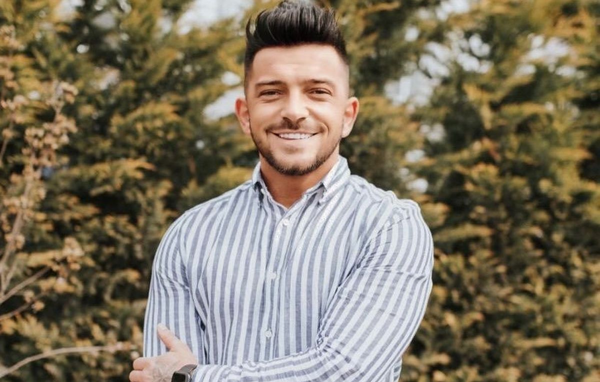 Imagine emoționantă la mormântul lui Andrei Perneș, la opt luni de la tragedie: „Un suflet care va rămâne nemuritor”