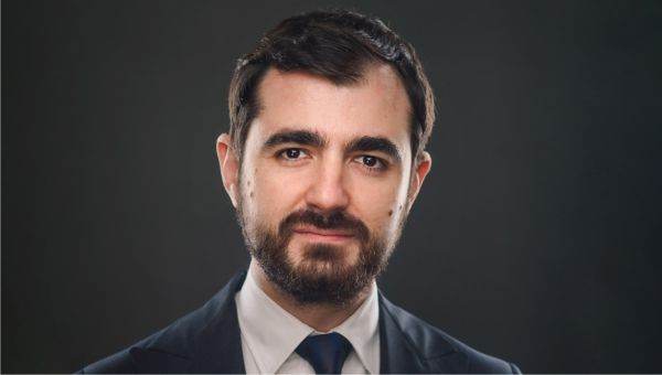 Fostul ministru al Economiei Claudiu Năsui atac frontal la Guvernul Bolojan: ” Nici luna asta politicienii nu strâng cureaua”