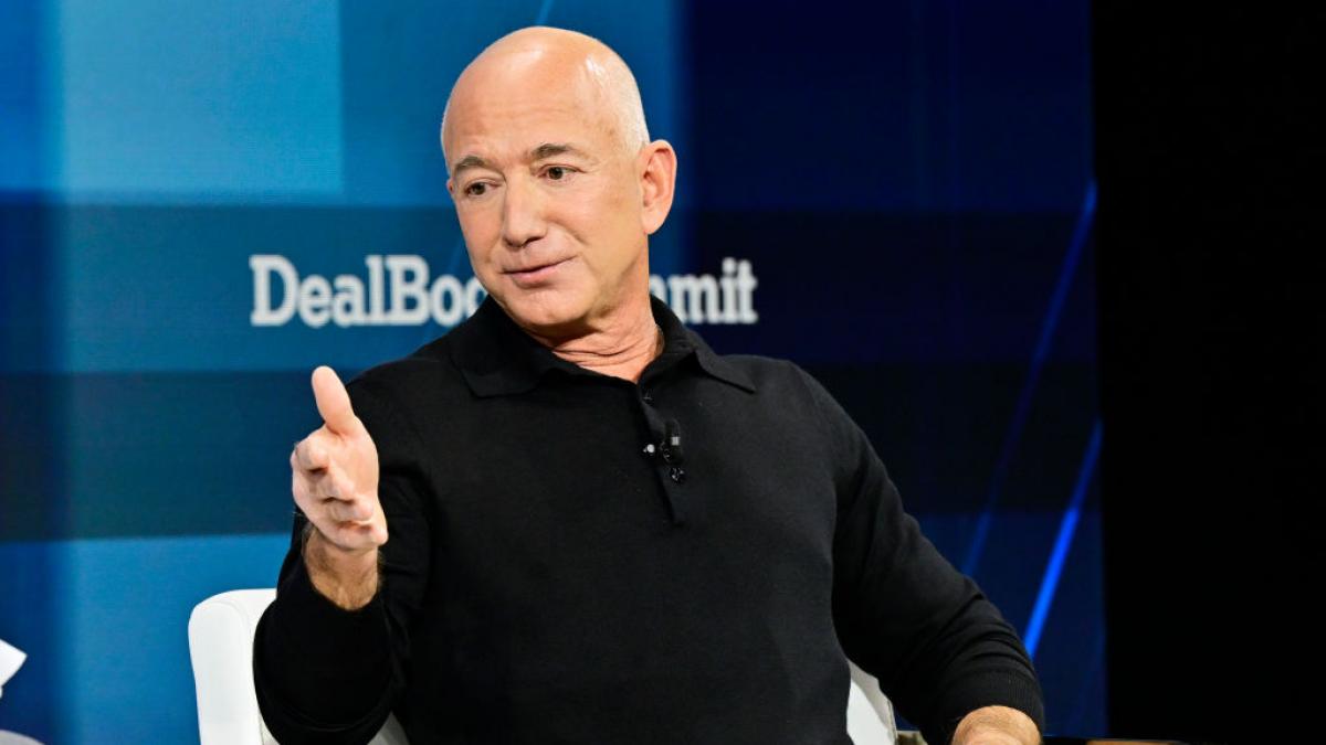 Jeff Bezos, profeția care zguduie lumea tehnologiei: „Milioane de oameni vor părăsi Pământul în câteva decenii”