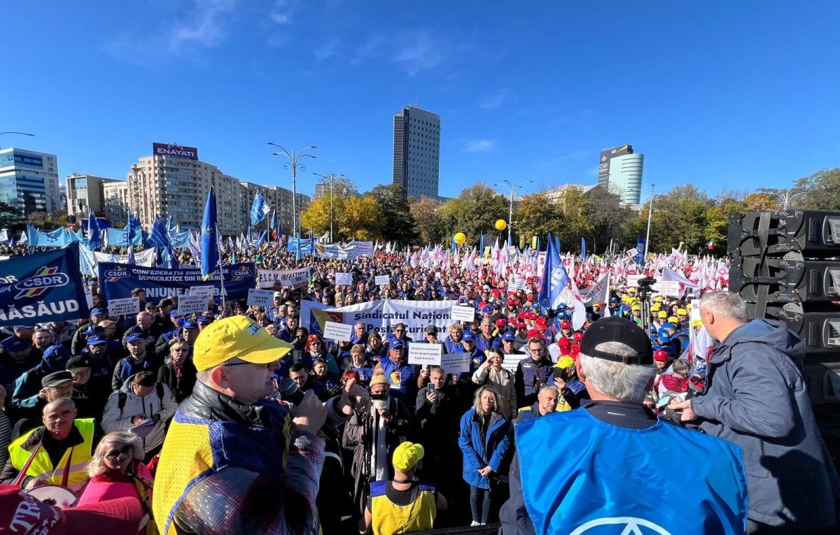 Explozie de nemulțumire în Piața Victoriei! Sindicaliștii cer demisia Guvernului și creșterea salariului minim