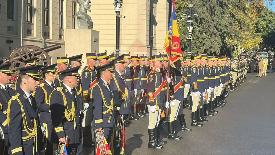 Președintele României, Nicușor Dan, participă la Iași la Ziua Armatei