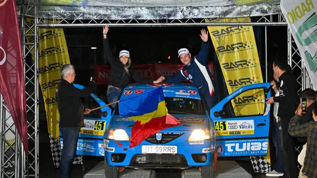 Victorie istorică pentru TUIASI Motorsport. Studenții ieșeni câștigă Cupa Dacia la Raliul Vâlcii