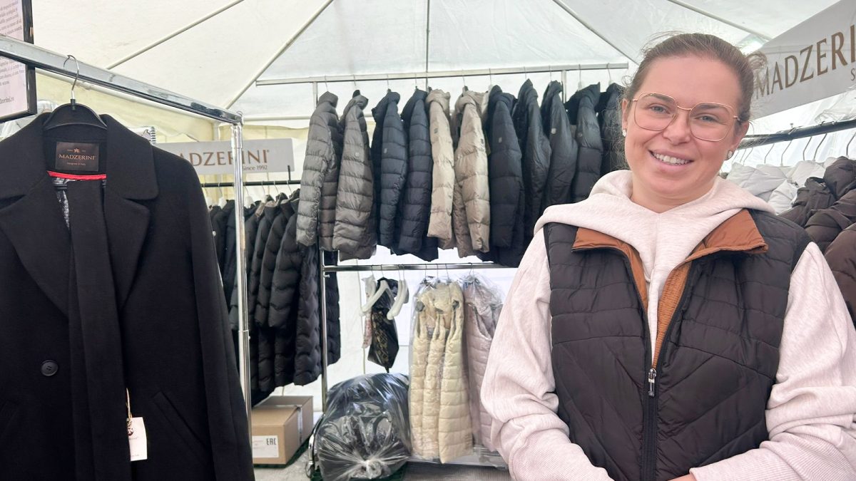 Vânzări foarte slabe la Târgul de Blănuri din Iași. Comercianții disperați fac reduceri uriașe: „Suntem nevoiți să scădem prețurile”