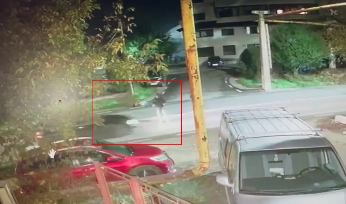 Accident rutier pe șoseaua Nicolina. Un pieton beat care traversa printr-un loc nepermis a fost lovit de un autoturism. Iată momentul impactului – UPDATE