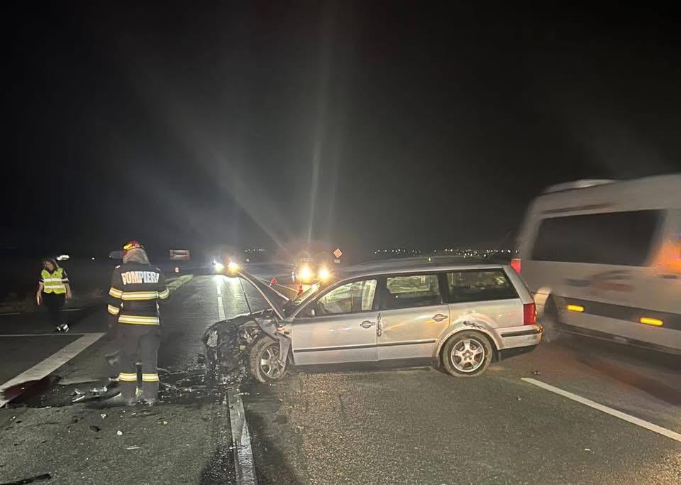 Accident rutier la Tg. Frumos. Trei autoturisme au fost implicate