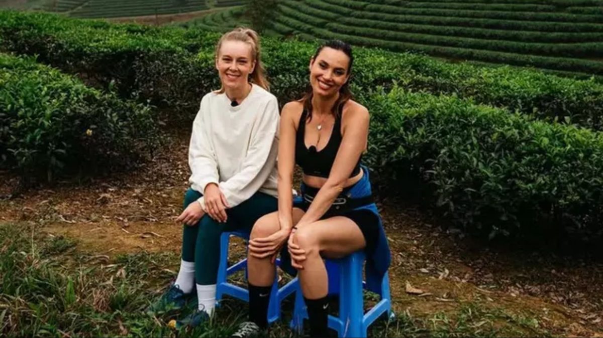 Cât de prietene sunt, de fapt, Alina Pușcău și Cristina Postu. Adevărul din spatele echipei „Fotomodelele” de la Asia Express
