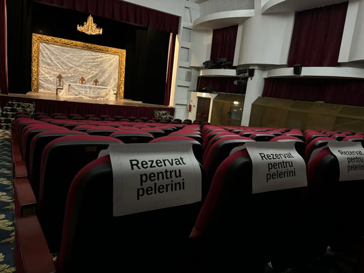 Ateneul Național din Iași oferă locuri speciale pelerinilor la spectacole
