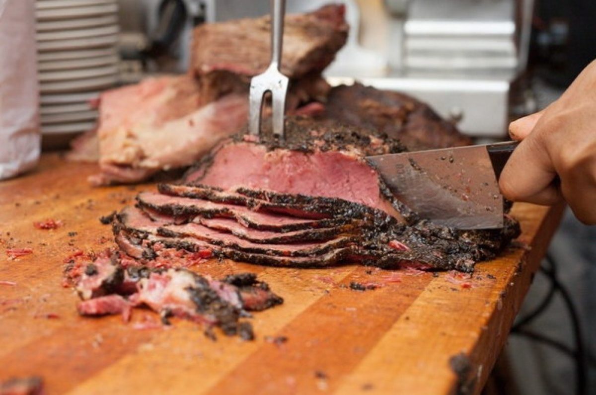 Cea mai delicioasă rețetă de baiț pentru pastrama de oaie. Secretul pentru a obține o carne fragedă și aromată